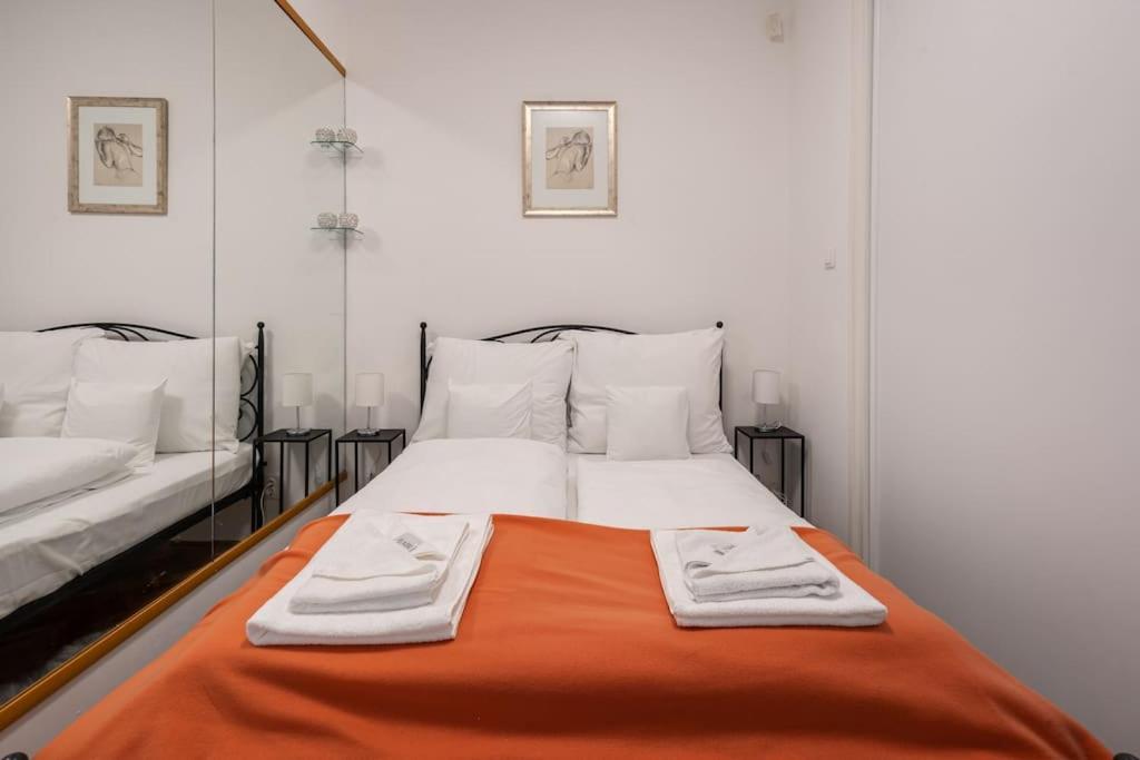 Mirage Monte Apartment Budapest Esterno foto