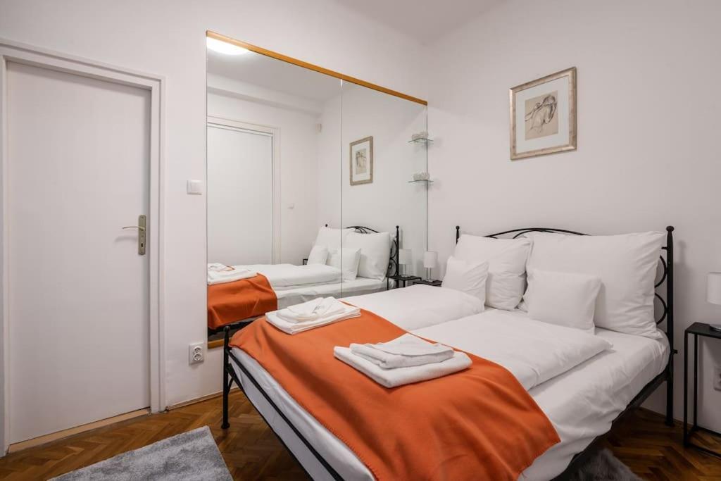 Mirage Monte Apartment Budapest Esterno foto
